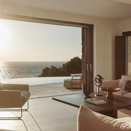 Quiet Magnificent Karalis - Mykonos Oda ve Kahvaltı